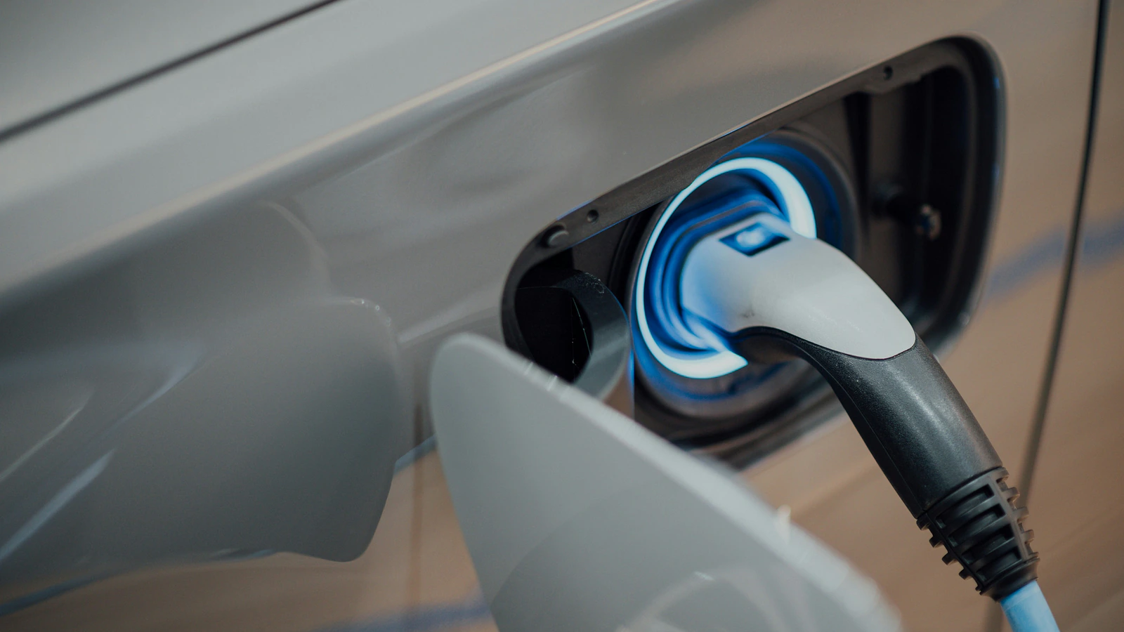 Prototype and low-volume CNC parts for automotive and mobility development